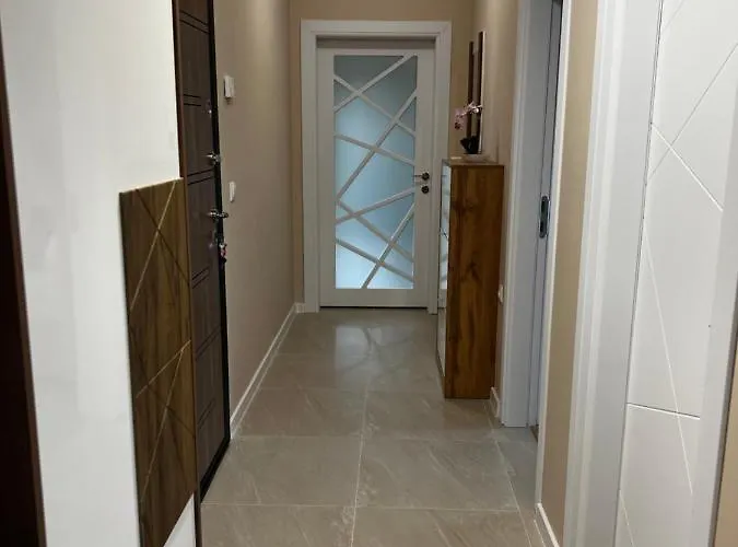 Downtown Apartment *